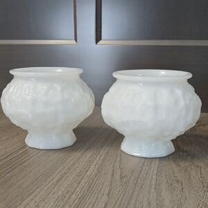 🧡EO Brody Co Milk Glass Chic White Textured Vases Vintage